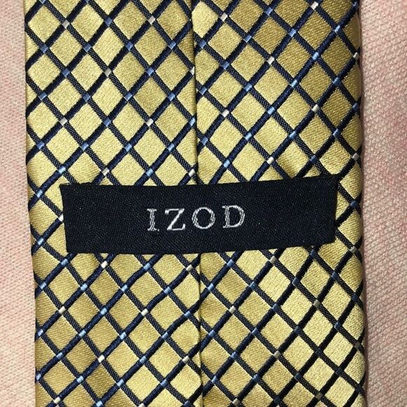 IZOD Stunning Diamond 💯 Silk Gold Navy Blue Tie - Picture 4 of 6